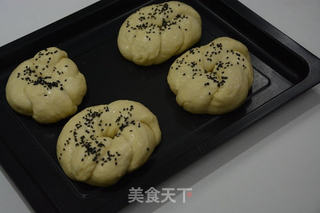 黑芝麻小花卷的做法步骤:12