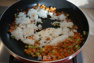 早餐秘笈之金银芝香饭卷的做法步骤:11
