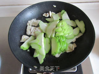 佛手瓜炒肉片的做法步骤:5