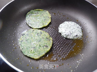 黑木耳韭菜饼的做法步骤:8