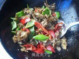 灰树花炒肉片的做法步骤:10