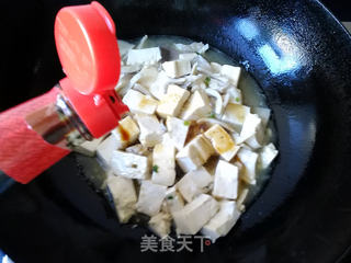平菇烧豆腐的做法步骤:9