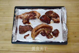 蜜烤叉烧肉 蜜烤叉烧肉的做法步骤：4