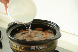 砂锅肉丸的做法步骤:4