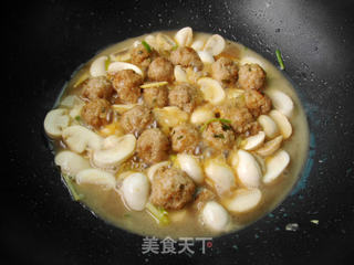 口蘑烧肉丸的做法步骤:10