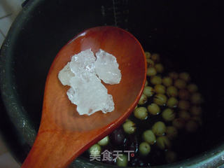 秋天是养身的最好季节---建莲红枣汤的做法步骤:4