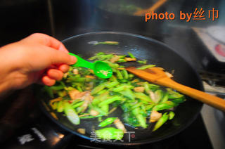 猪肉炒菜心的做法步骤:6