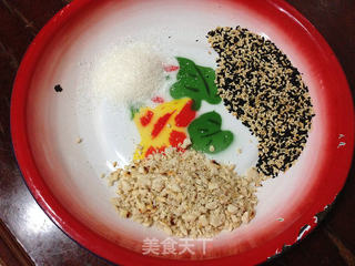 【芝麻番薯饼】的做法步骤:2