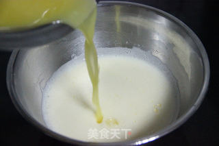 鲜橙慕斯蛋糕的做法步骤:6