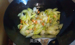 西芹腰果的做法步骤:9