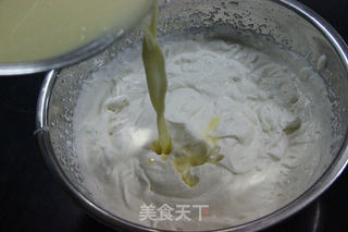 鲜橙慕斯蛋糕的做法步骤:10