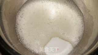 奶油戚风蛋糕卷的做法步骤:7
