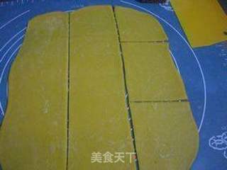 黄金肉松酥条的做法步骤:16