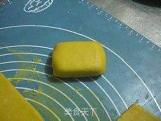 黄金肉松酥条的做法步骤:19