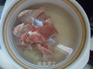 秋季抗燥汤饮----扁骨煲山药的做法步骤:3