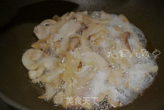 猪油肉丁酱油炒饭的做法步骤:4