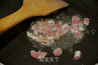 猪油肉丁酱油炒饭的做法步骤:9