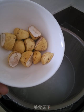 栗子粥的做法步骤:3