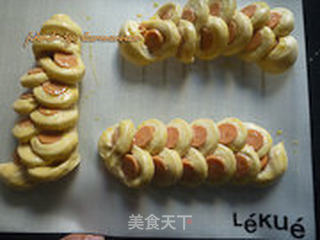 香肠花式面包的做法步骤:10