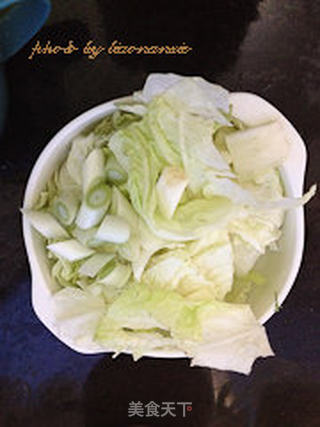 白菜炒虾的做法步骤:3