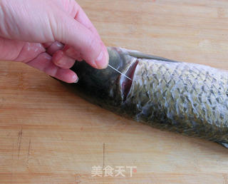 糖醋鲤鱼的做法步骤:7