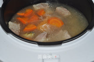 蔬菜鲍鱼排骨汤的做法步骤:18