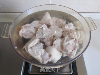 蹄花芸豆汤的做法步骤:3