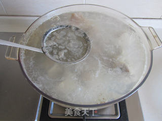 蹄花芸豆汤的做法步骤:4