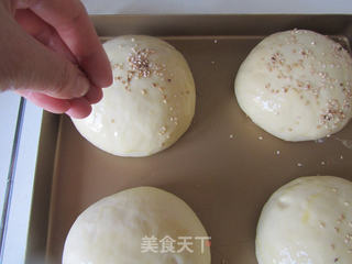鲟鱼吉士汉堡包的做法步骤:8