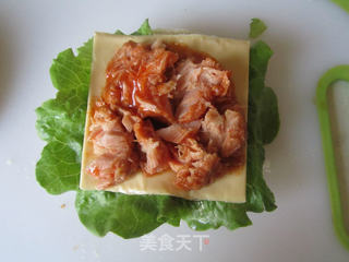 鲟鱼吉士汉堡包的做法步骤:12