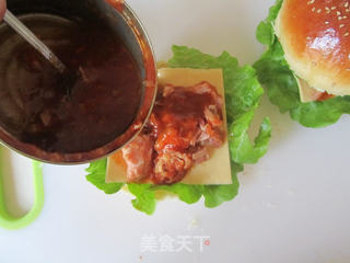 鲟鱼吉士汉堡包的做法步骤:13