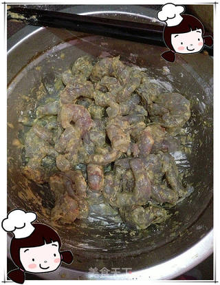 仙草阁私房菜(虾兵蟹将)--金沙软炸虾的做法步骤:6
