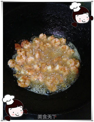 仙草阁私房菜(虾兵蟹将)--金沙软炸虾的做法步骤:9