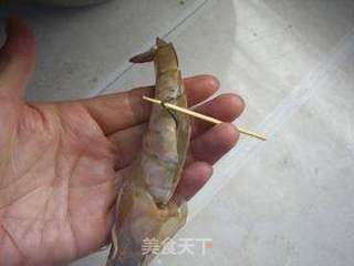 蒜香芝士焗大虾的做法步骤:2