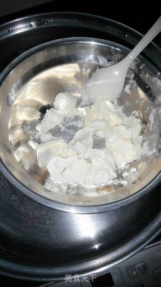 像月亮一样的芒果芝士蛋糕的做法步骤:4