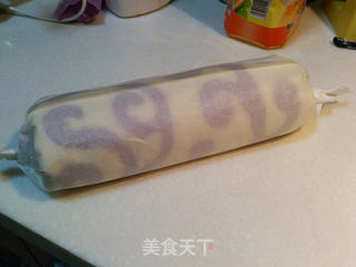 紫薯花纹蛋糕卷的做法步骤:22