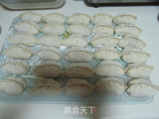 佛手瓜三鲜锅贴的做法步骤:9