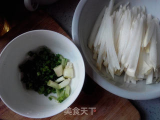 鲫鱼萝卜汤的做法步骤:10