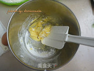 咸香芝士双色饼干的做法步骤:2
