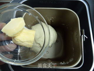 杏仁辫子面包的做法步骤:2