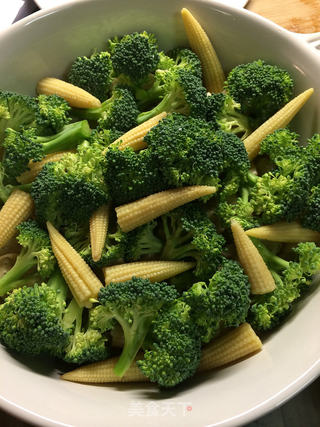 鸡肉蘑菇奶汁焗烤花椰菜---多图超详细步骤的做法步骤:19