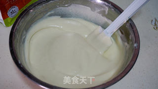 香橙戚风奶油蛋糕卷的做法步骤:11