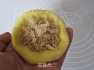小脚丫肉松包的做法步骤：10