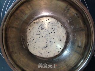 黑芝麻法国球——方便美味的小餐包的做法步骤:3