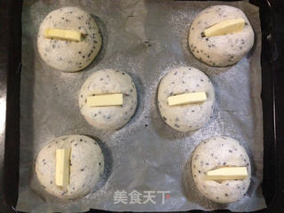 黑芝麻法国球——方便美味的小餐包的做法步骤:8