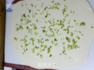 葱香花卷的做法步骤:9
