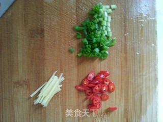 油泼藕片的做法步骤:3