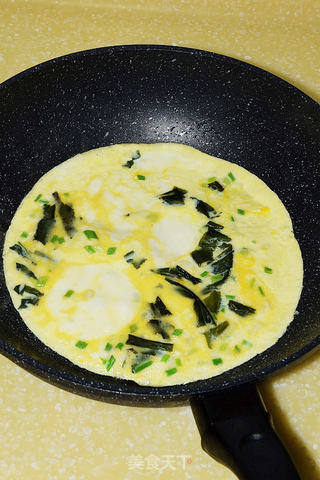 【裙带鸡蛋卷】--营养美味的早餐的做法步骤:6