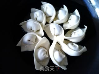 生煎荠菜馄饨的做法步骤:7
