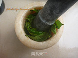 罗勒青酱的做法步骤:2